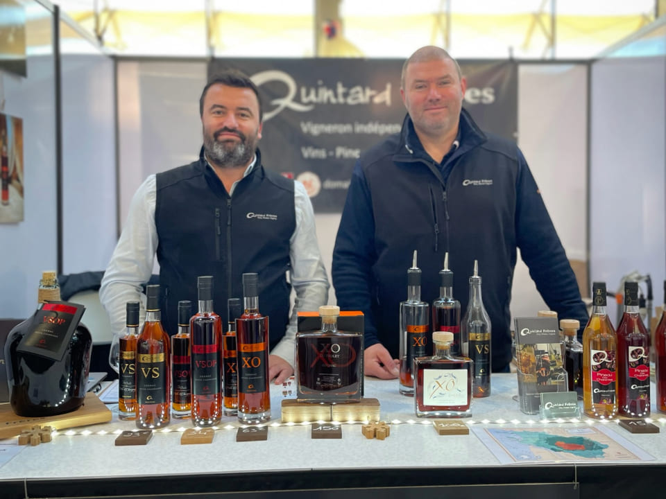Thomas et Bastien Quintard - Vignerons indépendants Charente Maritime Thomas et Bastien Quintard - Vignerons indépendants Charente Maritime